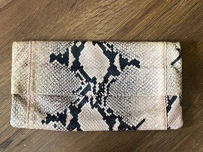 Bolso sin asas Laura DiMaggio Hecho en Italia Piel de Serpiente Cuero Genuino Rosa Negro Foto 1 de 4