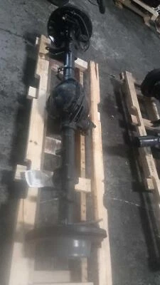 Conjunto de eje trasero usado para camioneta Chevrolet Silverado 1500 2018 4,3 L 8,6 Foto 1 de 4