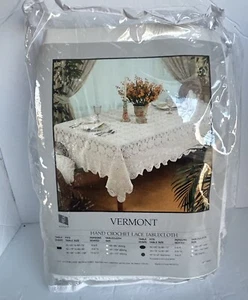 NEW vtg vermont hand crochet round tablecloth 68 in round - Picture 1 of 8