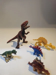 Dinosaurier-Spielzeug-Set, 5 Stück - Bild 1 von 2