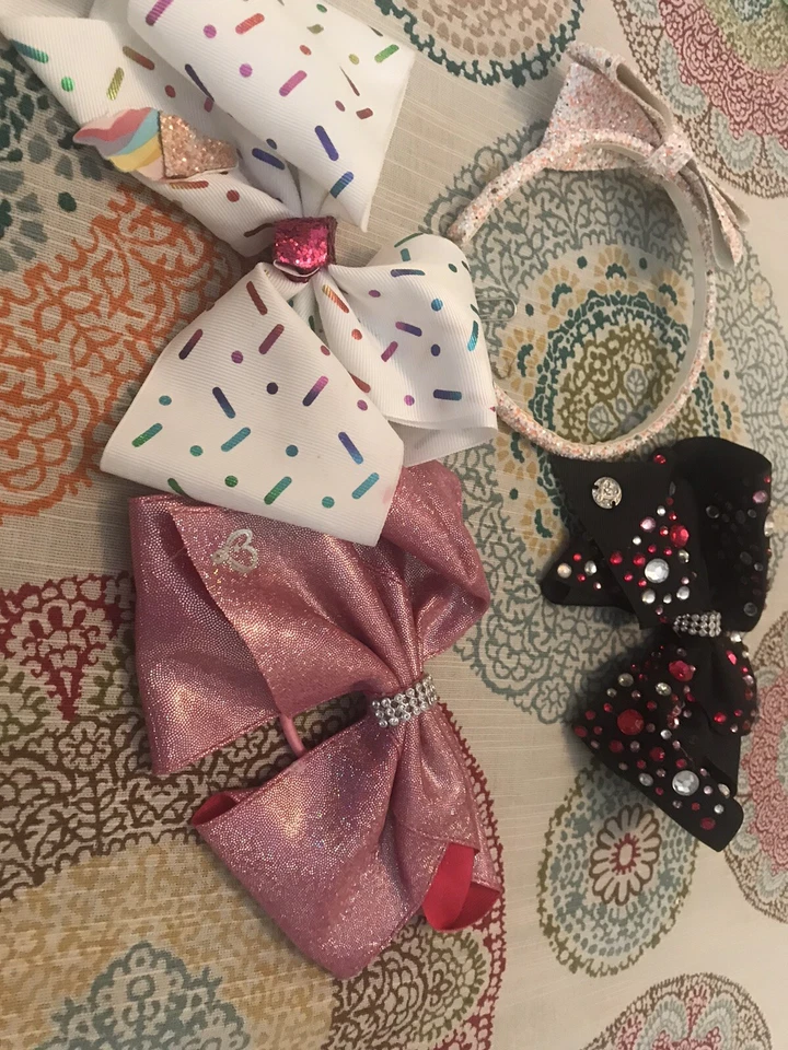 Lote de lazo y diadema Jojo Siwa Foto 1 de 1
