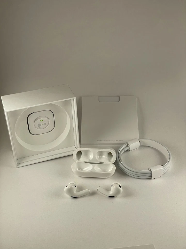 Apple Airpod Pro(1st Gen) with all accessories including charging cable - Image 1 of 4