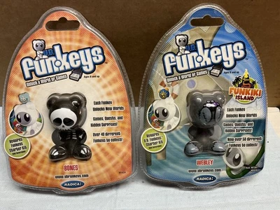UB Funkeys Кости и Funkiki Island Webley Radica Mattel Лот Новый запечатанный - Изображение 1 из 4