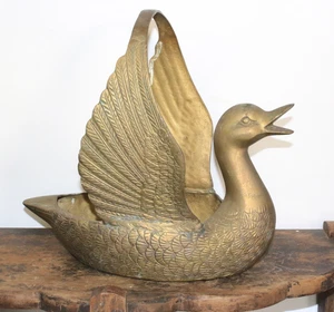 Vintage MCM 12" Brass planter basket duck goose swan handle 5.5lbs - Picture 1 of 11