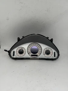 Cuadro de instrumentos velocímetro E3* Mercedes Benz W211 A 2115402547 - Imagen 1 de 6