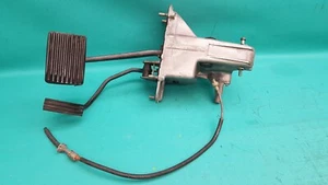 Jaguar XJ XJ40 XJ81 XJ6 XJ12 Brems Gas Pedal Pedalbock Pedalanlage CBC7864 - Bild 1 von 24