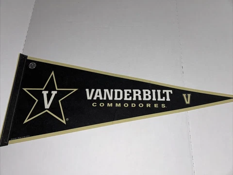 Vanderbilt Commodores Classic Pennant. Wincraft Made In USA. Great Condition!! Cover