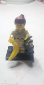 8805 Lego Zookeeper Series 5 Collectible Minifigure chimpanzee female - Picture 1 of 2
