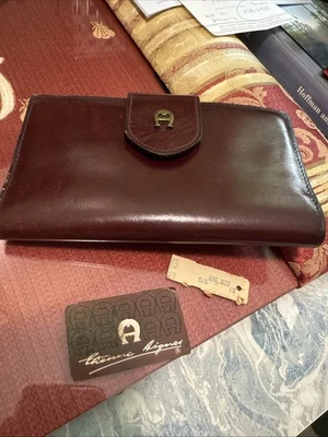 Cartera de cuero vintage Etienne Aigner herrajes dorados monedero etiquetas originales Foto 1 de 4