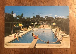 Piscina Southern Skies Motel San Petersburgo, Florida. (WP8) - Imagen 1 de 2