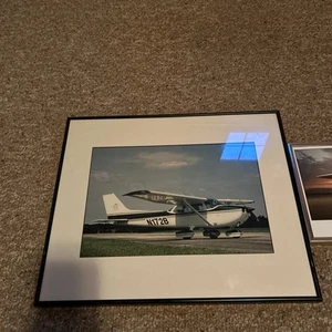 Individuell gerahmtes Luftfahrtdekor. Cessna 172 Pilot Man Cave - Bild 1 von 3