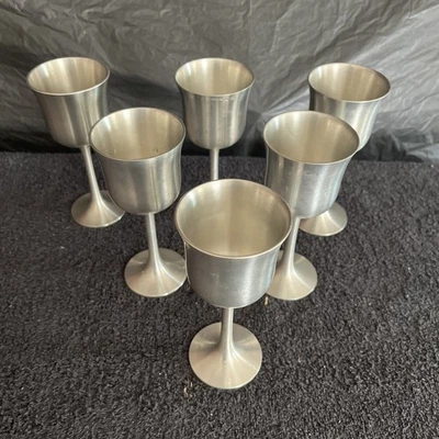 Juego de 6 copas vintage Royal Selangor 97 % peltre vino o agua Foto 1 de 4