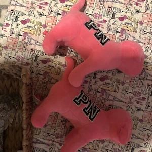 Set Of2 2018 VictoriaSecret LgPink Nation Pink Dogs10" Velvet Plush collectibles - Picture 1 of 4