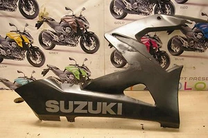 Suzuki GSX-R 1000 lado derecho capucha de carenado inferior plástico 94471-41G00 2005-2006 - Imagen 1 de 9
