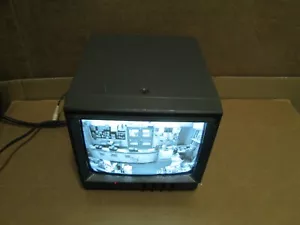 Panasonic TR-990C Black & White Analog Security Surveillance 9" CRT Monitor - Picture 1 of 11