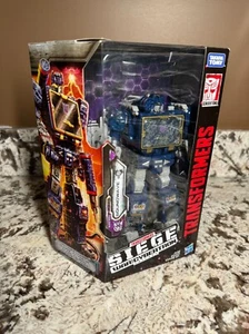TRANSFORMERS Siege Soundwave WAR FOR CYBERTRON TRILOGY WFC-S25 - Picture 1 of 3