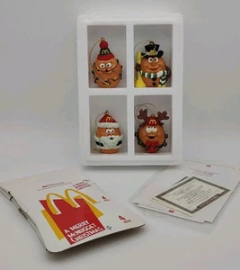 McDonalds 1996 Weihnachtsschmuck Set "A Merry McNuggets Christmas" mit Echtheitszertifikat - Bild 1 von 6