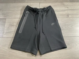 Nike Sportswear Tech Fleece schwarze Herrenshorts Größe Small-Tall neu FB8171-010 - Bild 1 von 12