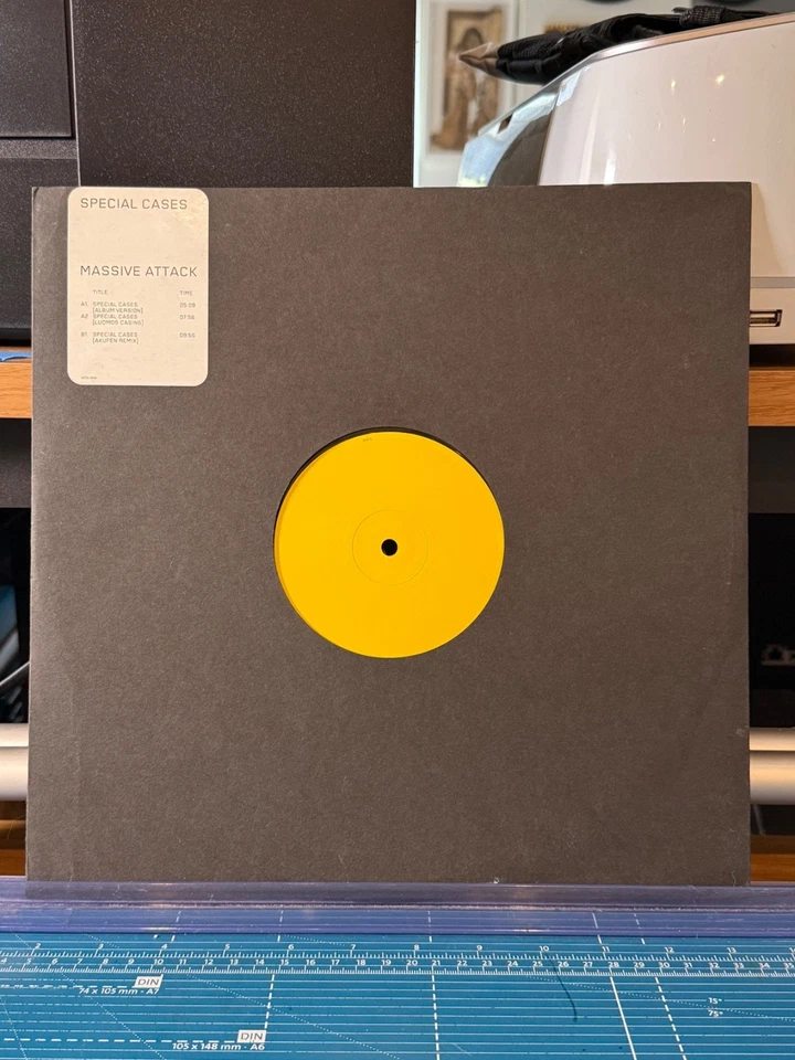 Massive Attack Special Cases 12" Promo VSTDJ1839 Luomo Akufen Mixes NM mezzanine - Image 1 of 4