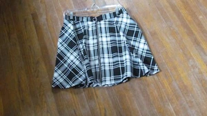 HOT TOPIC Minigonna donna skater zip davanti BIANCO E NERO a quadri taglia L floreale❤ - Foto 1 di 4