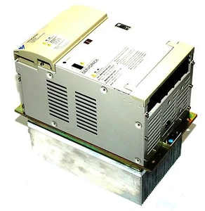 Yaskawa Drives-AC Spindle CIMR-MR5N20305 *REPAIR EVALUATION ONLY* [PZJ] - Picture 1 of 2