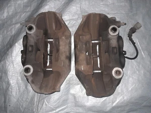 🥇01-06 LEXUS UCF30L LS430 SET OF 2 FRONT  LEFT RIGHT SUMITOMO BRAKE CALIPER OEM - Picture 1 of 8