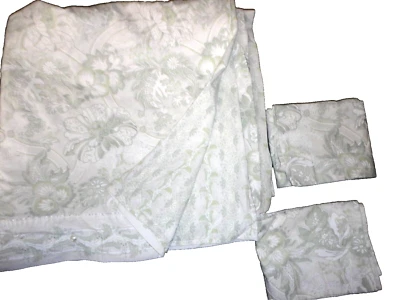SHERIDAN AUSTRALIA GREEN JACOBEAN FLORAL (3P) KING/CALIFORNIA KING DUVET SET - Image 1 of 4