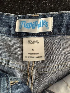 FLAPDOODLES Boys Jean Shorts size 5 Adjustable Waist Band - Picture 1 of 4
