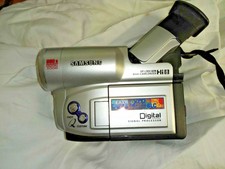 Videocamera VIDEO8HI SAMSUNG mod. Vp L900 ottima per riversamenti video