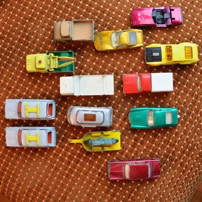 LOTE 13 Coches Camiones Furgoneta Matchbox SIKU Lesney Unimog Rolls Royce BP Remolque VW Honda Foto 1 de 4