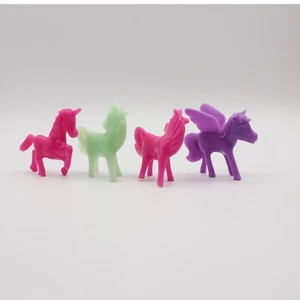 Assorted 1.5" Mini Pegasus Unicorn Horses Cake Topper (Lot of 4) - Picture 1 of 6