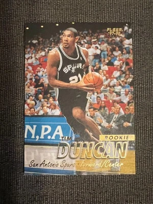 1997-98 Fleer Basketball San Antonio Spurs Tim Duncan novato #201 - Imagem 1 de 2