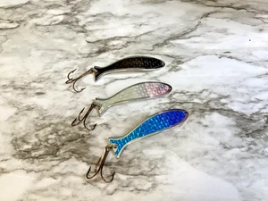 Vintage THREE (3) Worth Demon Design Assorted Flash Fish Spoons-3 1/4” & 3/4 oz. - Picture 1 of 3