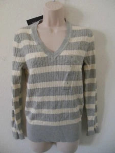 Maglione Tommy Hilfiger a righe con scollo a V a maniche lunghe a righe marca taglia L - Foto 1 di 8