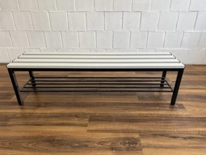 C+P Sitzbank Umkleidebank Kunststoff Metall grau schwarz 150cm - Bild 1 von 4