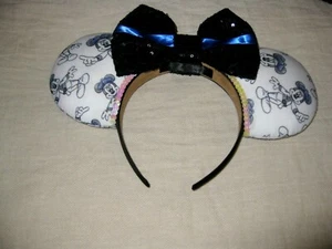 DISNEY MICKEY MOUSE FABRIC PADDED EARS & SEQUINS EARS BLUE RIBBON - Picture 1 of 2