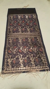 "ORGANIZADOR COLGANTE DE PARED/TAPIZ INDIA BROCADO NEGRO/ÁRBOLES/PÁJAROS ELEFANTES 24" - Imagen 1 de 4