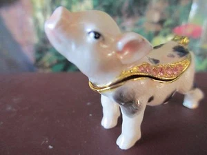 61130    ROSIE  ~ THE PIGLET ~JEWELED & ENAMEL TRINKET BOX ~ BOUTIQUE MINIATURE  - Picture 1 of 6