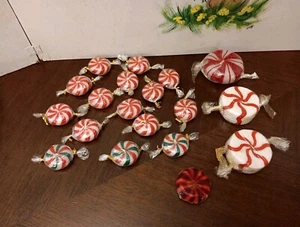 VINTAGE Set of 19 Peppermint Candy Round Christmas Candles Various Sizes - Picture 1 of 8