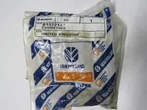 New Holland Plug 81822147 - Picture 1 of 5