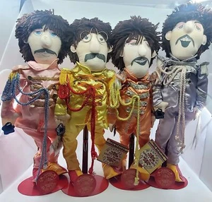 Applause The Beatles Sgt. Peppers Puppen Set mit Etikett und Ständer 1988 Rarität & selten - Bild 1 von 12