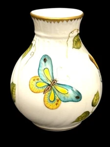 Anna Weatherley kleine Knospen Vase Schmetterling Design Budapest Frühling - Bild 1 von 6