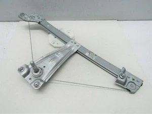 DACIA LOGAN MCV 2013-16 NEARSIDE/LEFT REAR MANUAL WINDOW REGULATOR (NSR)  O7067 - Picture 1 of 8