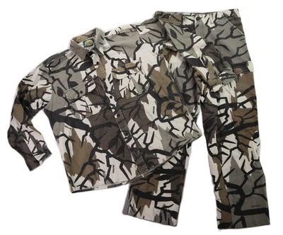 VTG CABELAS USA Mens XL 34 x 30 Predator Camo Flannel Shirt Pants Cargo SET 2 Pc - Image 1 of 4