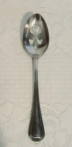 Cuchara para servir ranurada de acero inoxidable Pfaltzgraff Addison  - Imagen 1 de 3