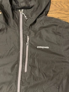 Chaqueta softshell con capucha Patagonia Levitation para hombre extra grande XL negra - Imagen 1 de 12