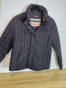 Chaqueta acolchada acolchada Hunter Original negra con capucha talla pequeña Reino Unido 10 10" Pit 26"L - Imagen 1 de 17