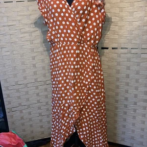 Grecerelle Red White Polka dot Wrap Dress 2x Cap Sleeve Asymmetrical Hem Maxi - Picture 1 of 9