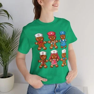 Camiseta de Navidad de pan de jengibre enfermera médico festivo regalo de vacaciones unisex - Imagen 1 de 22