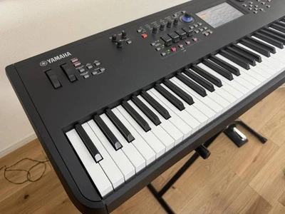 YAMAHA MODX8 88Key Synthesizer Keyboard Original Soft Case Weighted Keys Music - Image 1 of 4